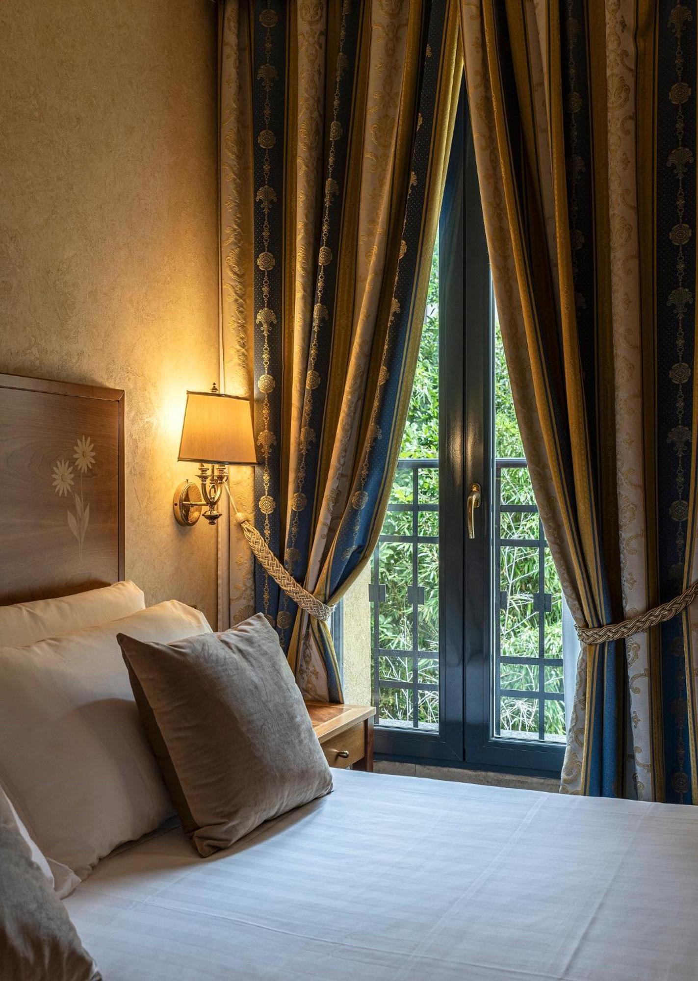 Boutique Hotel Dieci Milan Exterior photo